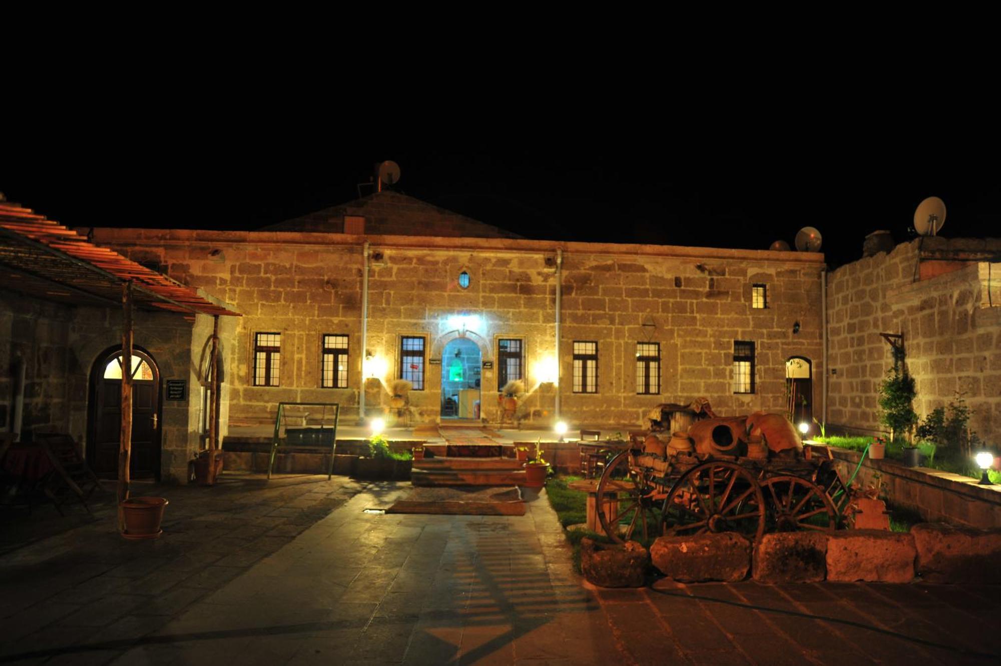 Osmanoglu Hotel Guzelyurt Kültér fotó